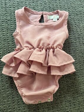 Bailey’s Blossoms romper 3-6 month ~ Baby Girls pink ruffle onesie